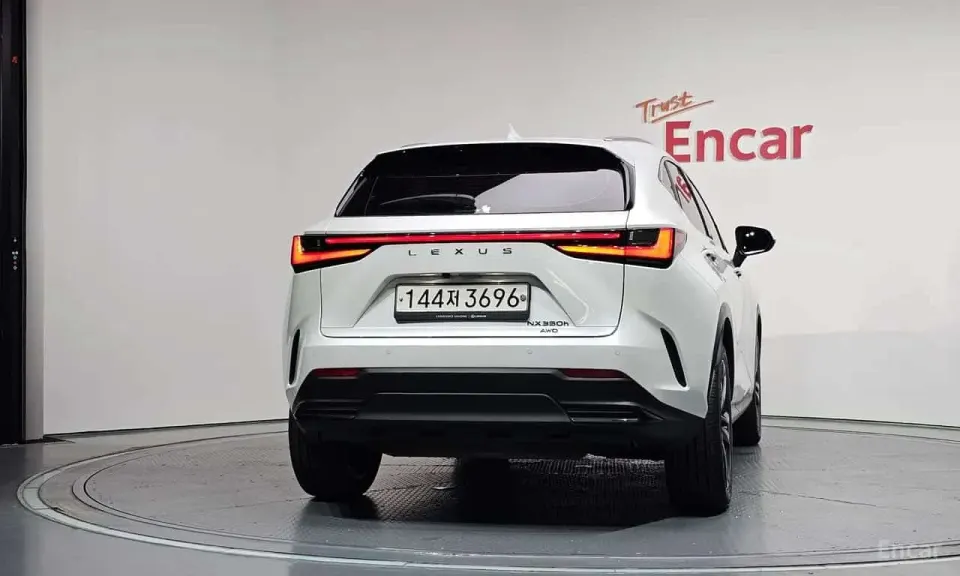 Lexus NX Premium 2023