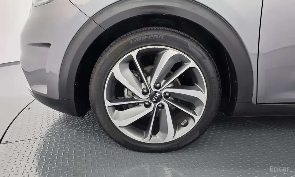 Kia Niro Noblesse 2017