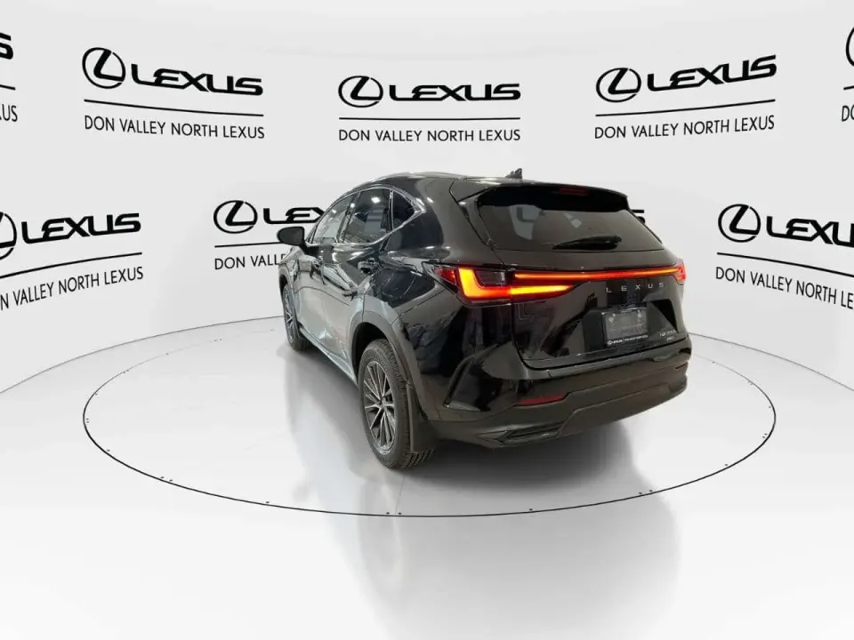 Lexus NX 350h Premium Pkg-Heated and Vented Seats-CarPlay 2022