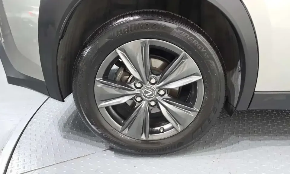 Lexus UX 2.0 2WD 2019