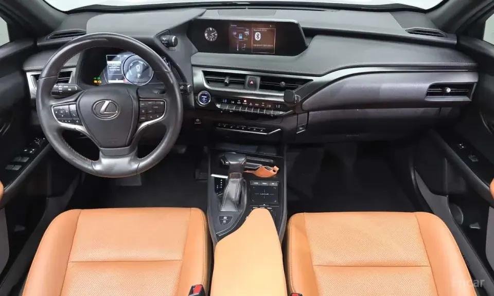 Lexus UX 2.0 2WD 2019