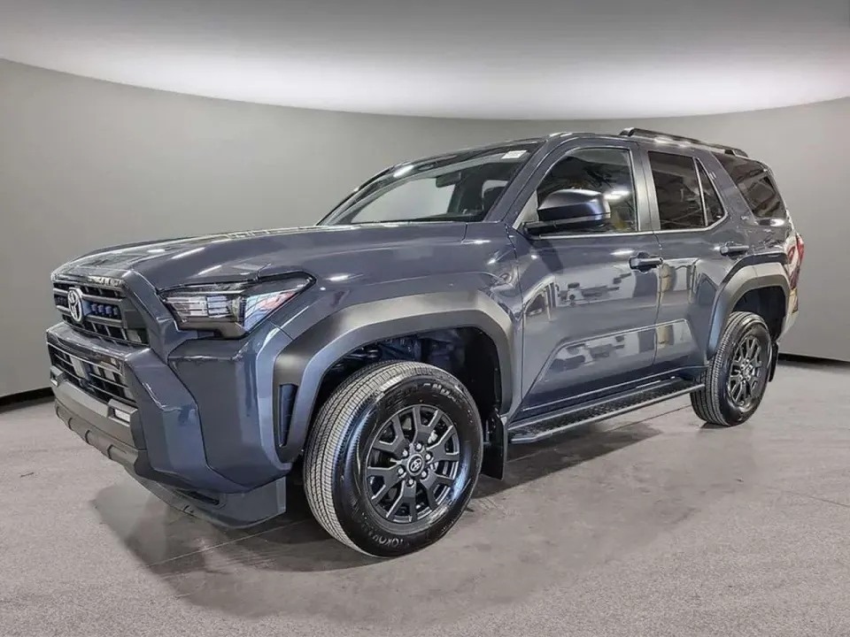 Toyota 4runner 2.4 SR5; SAFETY SENSE 3.0, SMART KEY, 4WD, HEATED SEATS, APPLE CARPLAY, ANDROID AUTO, REMOTE/SERVICE/SAFETY/DRIVE CONNECT 2025
