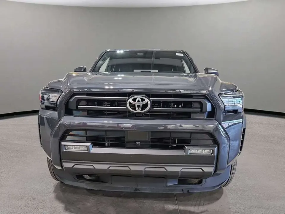Toyota 4runner 2.4 SR5; SAFETY SENSE 3.0, SMART KEY, 4WD, HEATED SEATS, APPLE CARPLAY, ANDROID AUTO, REMOTE/SERVICE/SAFETY/DRIVE CONNECT 2025