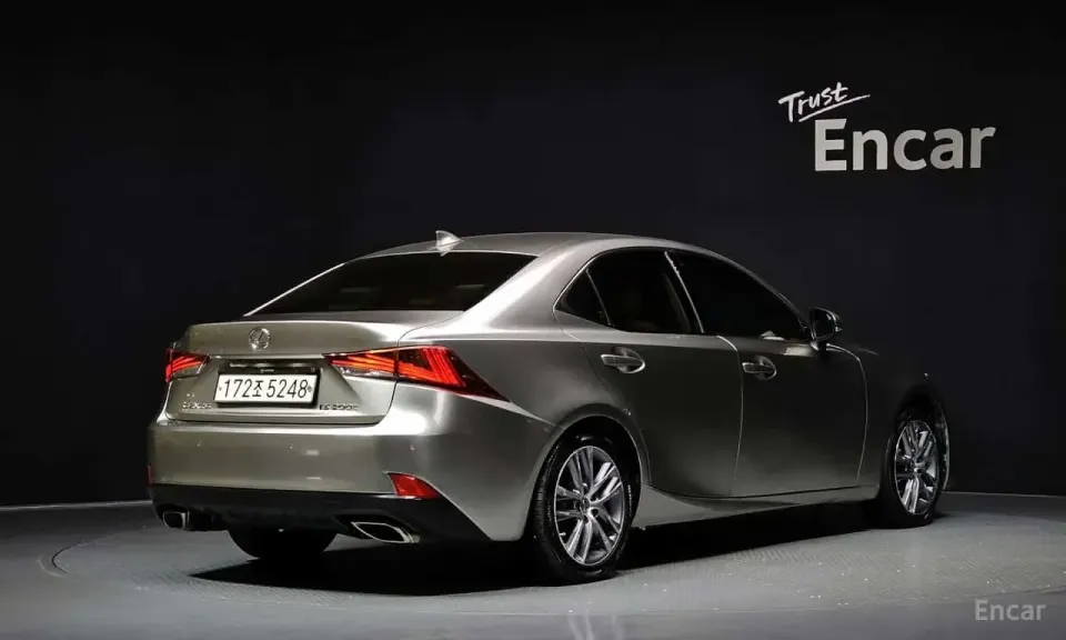 Lexus IS Supreme 2017