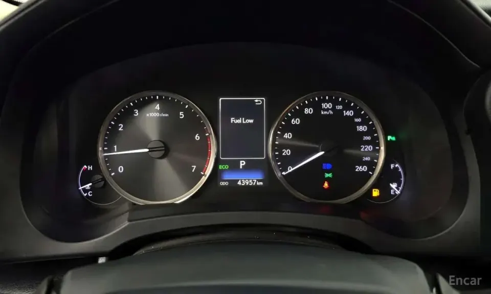 Lexus IS Supreme 2017