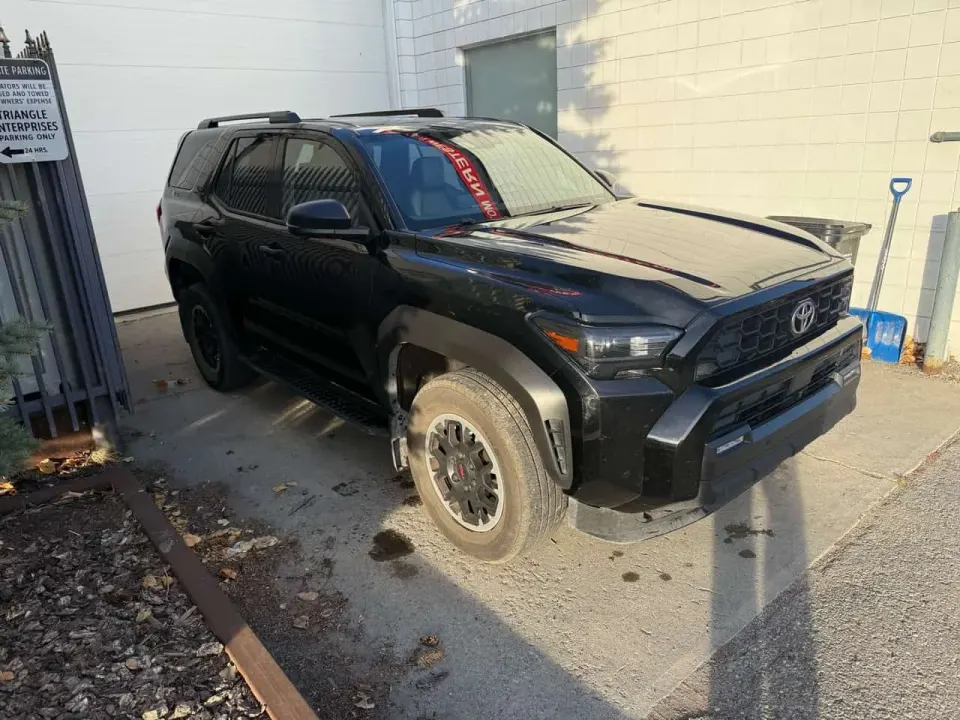 Toyota 4runner 2.4 4WD Trd Off Road 2025