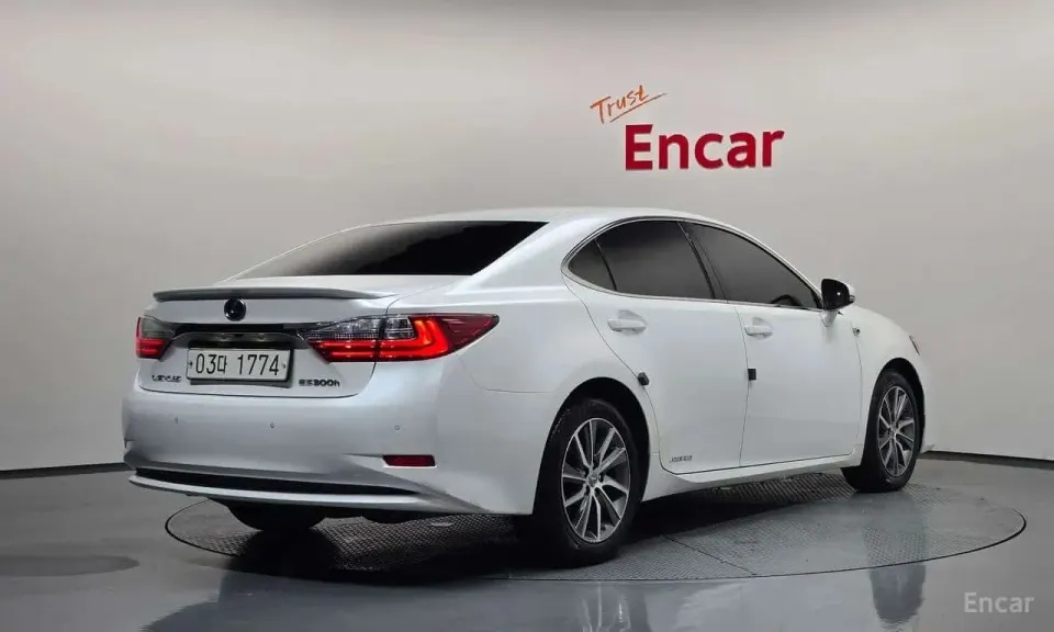 Lexus ES Executive 2017
