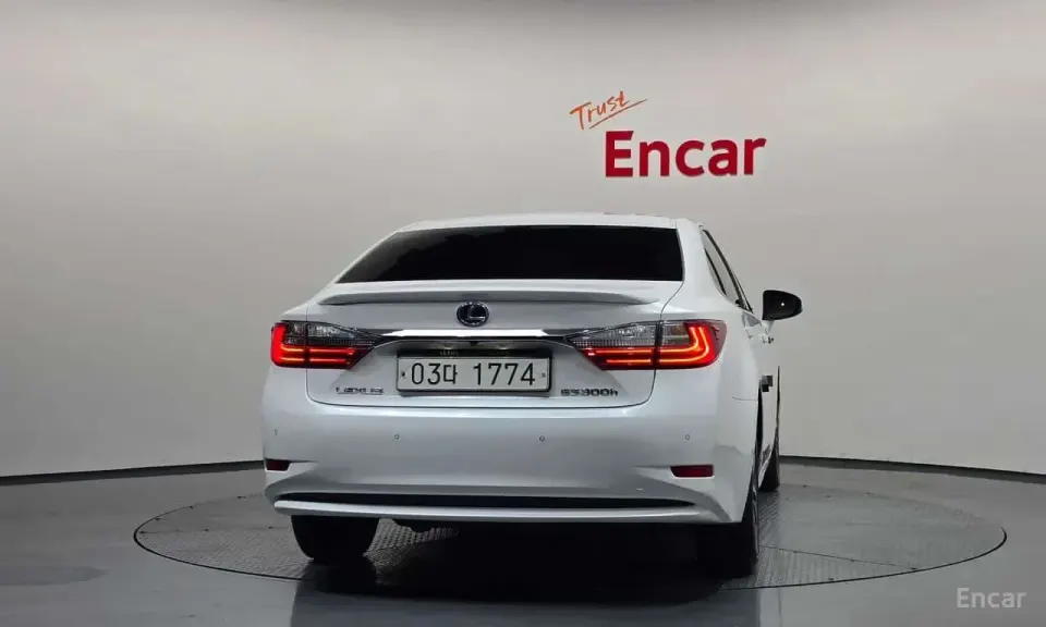 Lexus ES Executive 2017