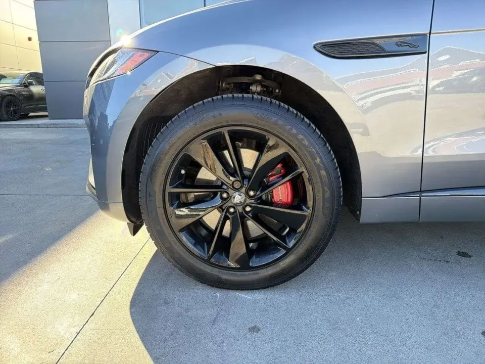 Jaguar F-PACE P400 AWD R-Dynamic S 2023