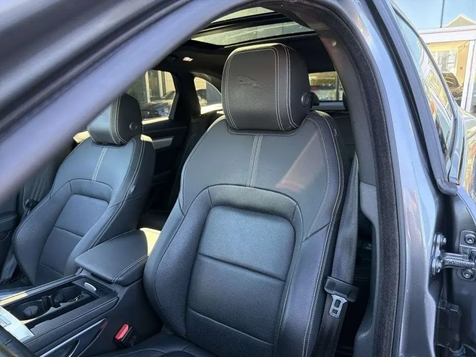 Jaguar F-PACE P400 AWD R-Dynamic S 2023