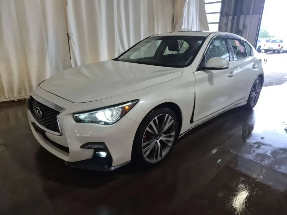 Infiniti Q50 Signature Edition l 3.0T l AWD l Auto l 310HP l 2019