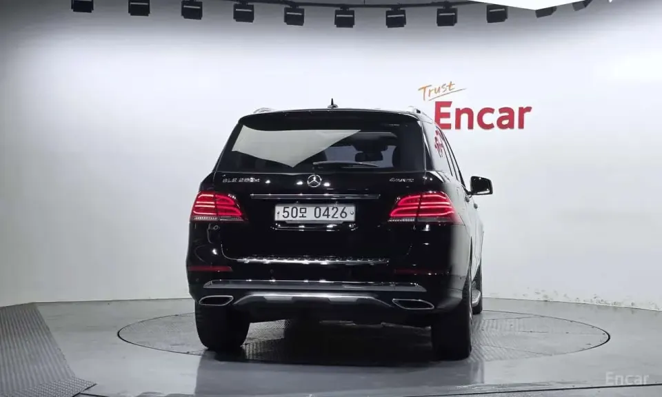 Mercedes-Benz GLE250 d 4MATIC 2016