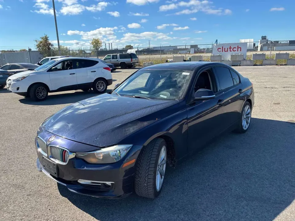 BMW 4dr Sdn 320i xDrive AWD 2013