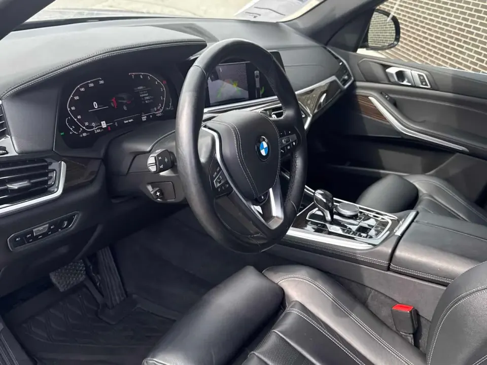 BMW X5 xDrive40i 2021
