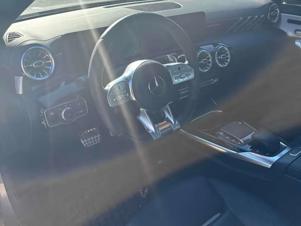 Mercedes-Benz AMG CLA 45 2021