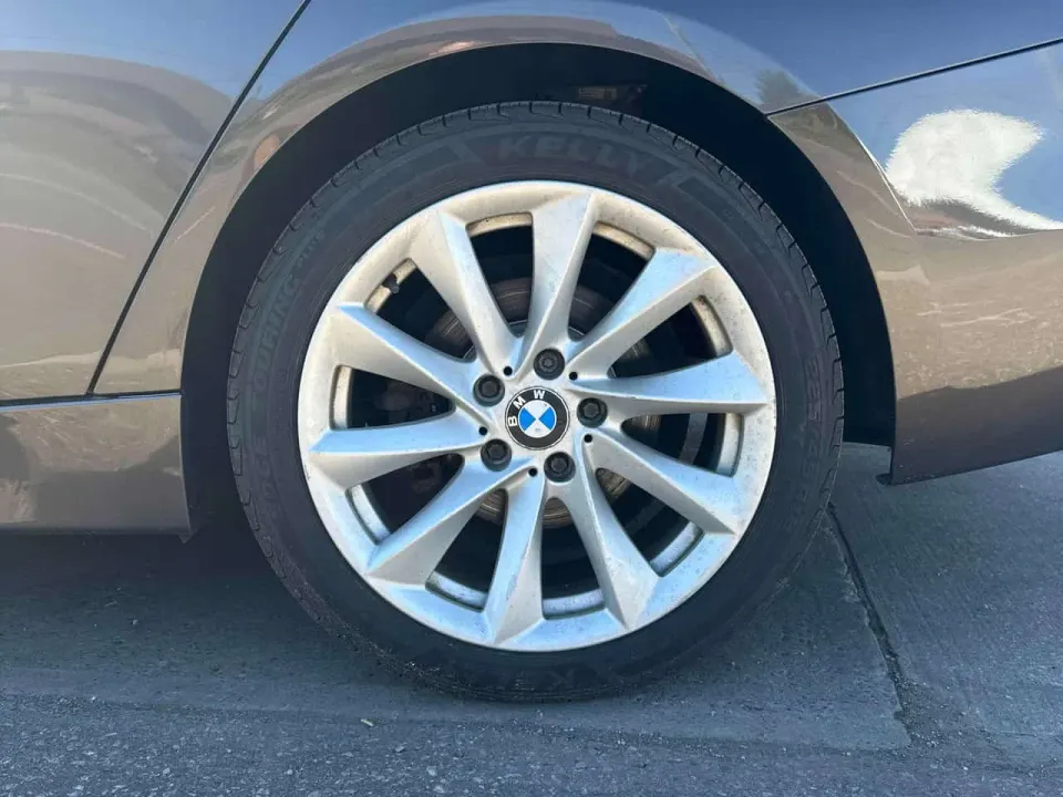 BMW 328i xDrive 2014