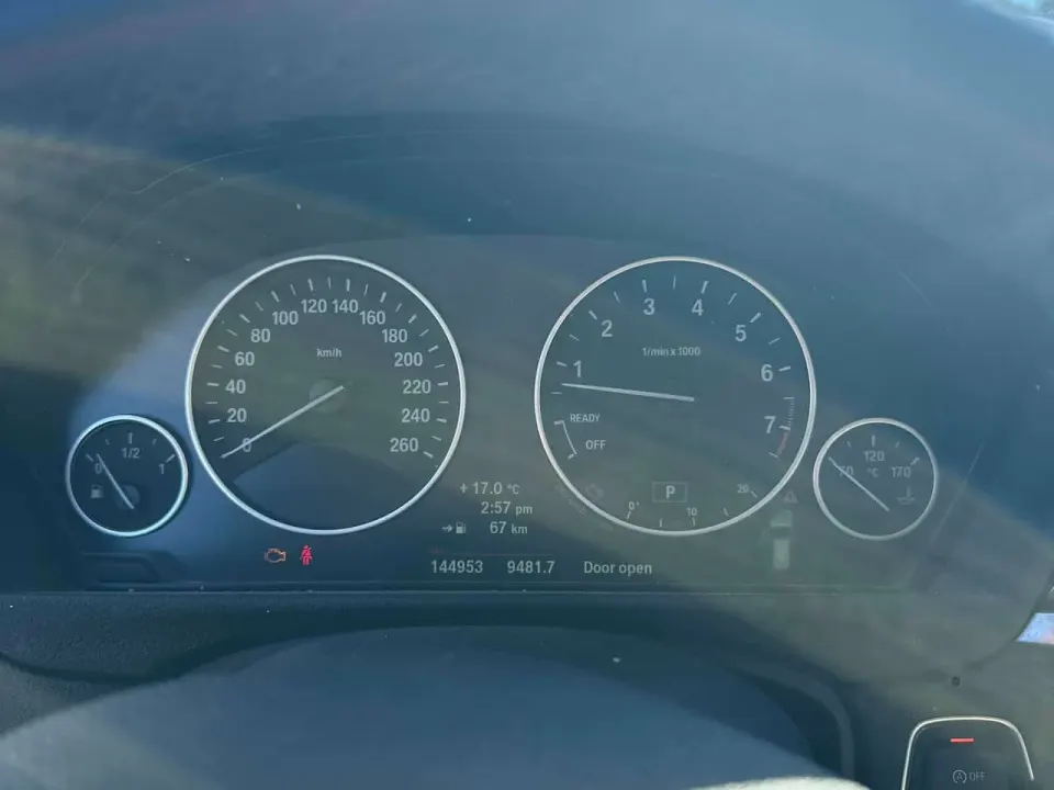 BMW 328i xDrive 2014