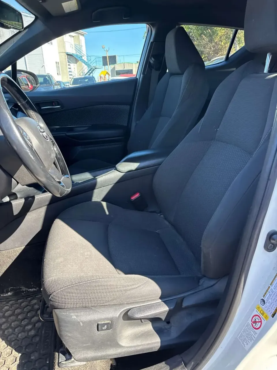Toyota C-HR XLE 2018