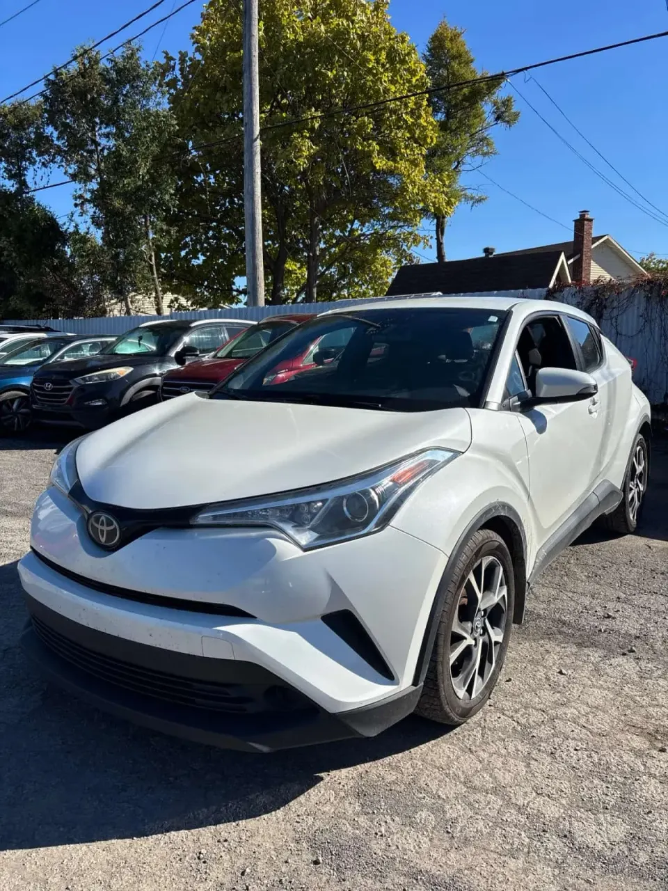 Toyota C-HR XLE 2018