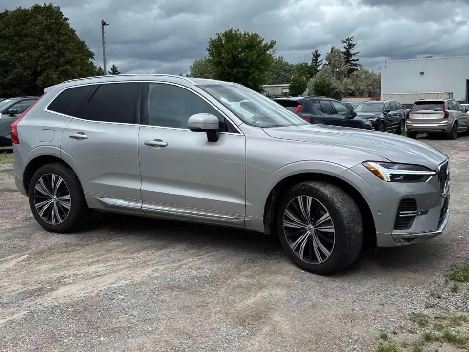 Volvo XC60 Plus Bright Theme 2023