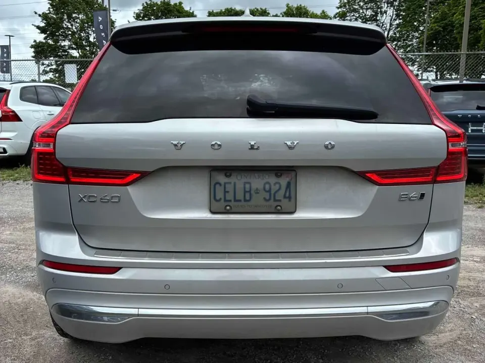 Volvo XC60 Plus Bright Theme 2023