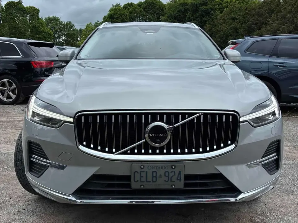 Volvo XC60 Plus Bright Theme 2023