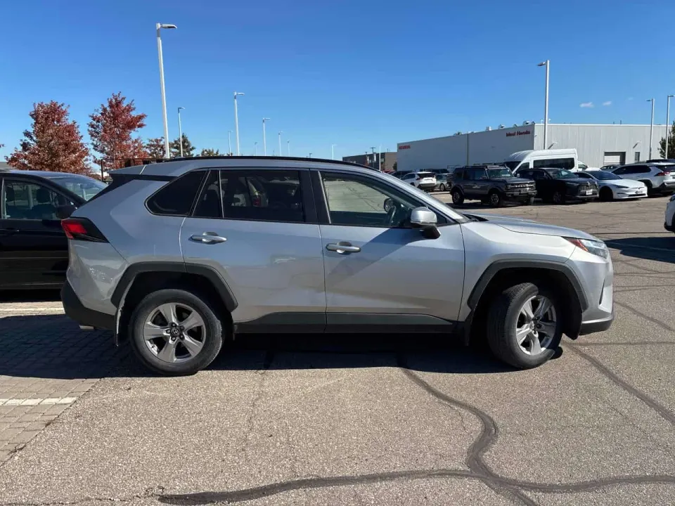 Toyota Rav4 XLE 2023