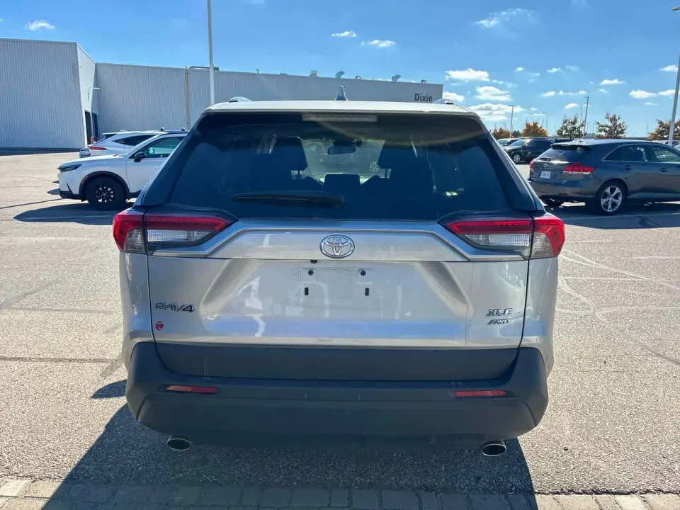Toyota Rav4 XLE 2023