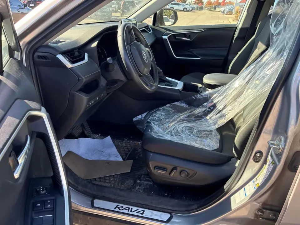 Toyota Rav4 XLE 2023