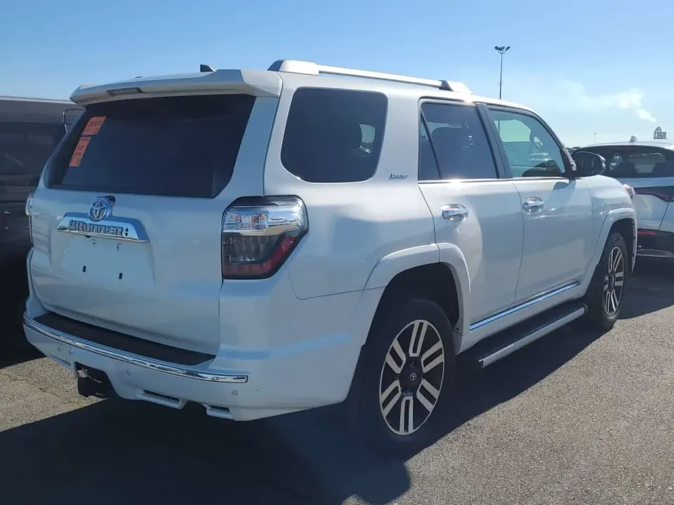 Toyota 4runner SR5 2016