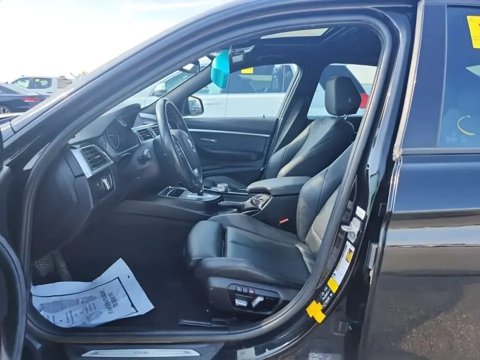 BMW Sedan 330i Xdrive 2018
