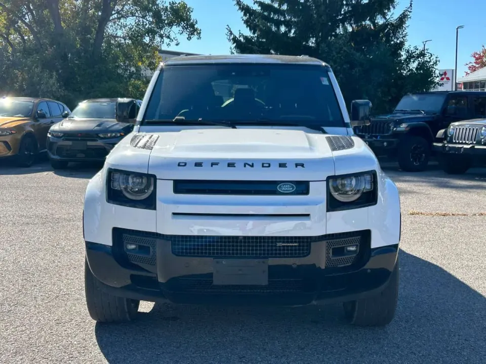 Land Rover Defender X-Dynamic SE | One Owner | No Accident | Certified 2023