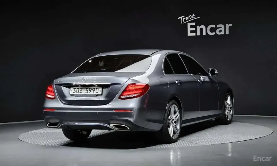Mercedes-Benz E 300 E300 AMG Line 2019