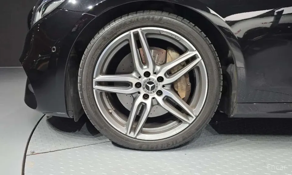 Mercedes-Benz E 300 E300 AMG Line 2018