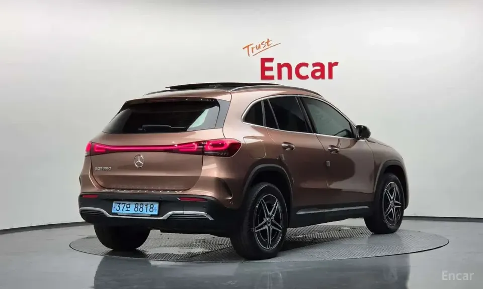 Mercedes-Benz EQA250 AMG Package Plus 2022