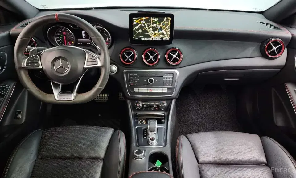 Mercedes-Benz CLA45 AMG 4MATIC 2017