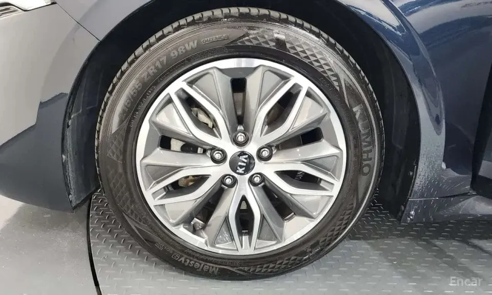 Kia K5 Signature 2020