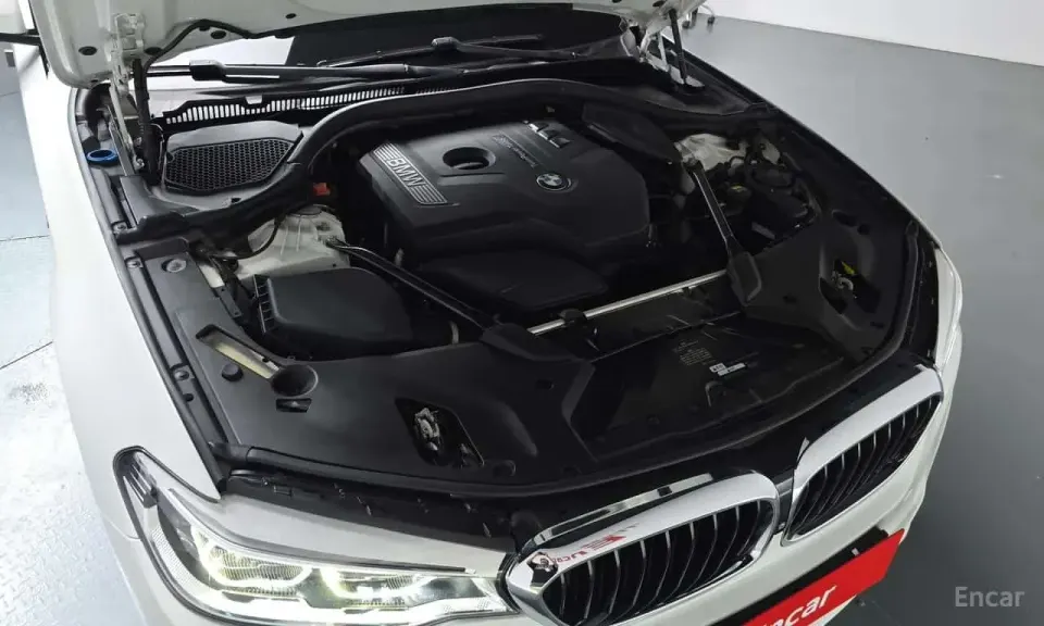 BMW 530i xDrive M Sport Package Plus 2017