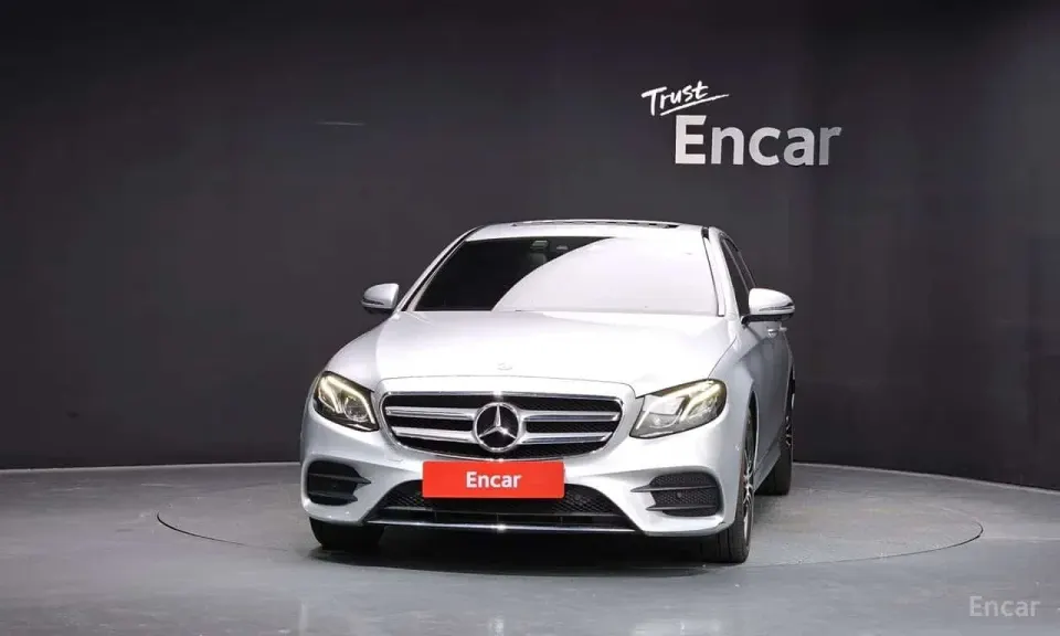 Mercedes-Benz E 300 E300 4MATIC AMG Line 2018