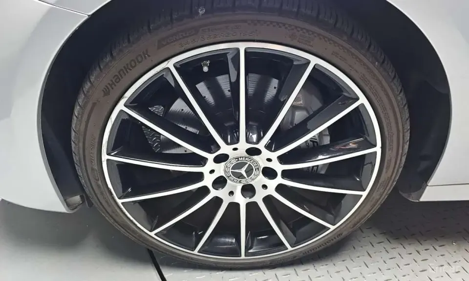 Mercedes-Benz E 300 E300 4MATIC AMG Line 2018