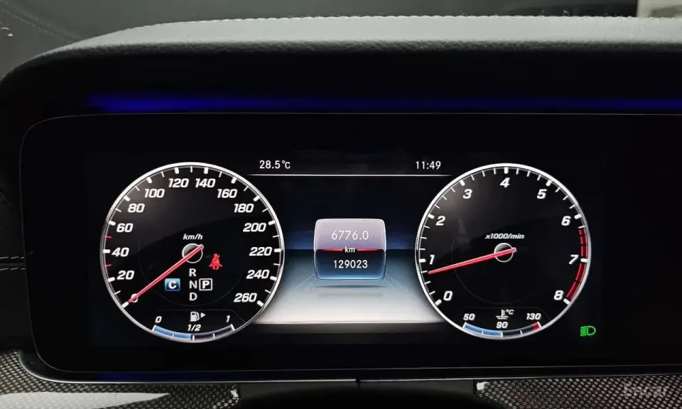 Mercedes-Benz E 300 E300 4MATIC AMG Line 2018