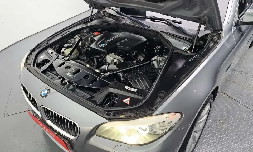 BMW 528i 2012
