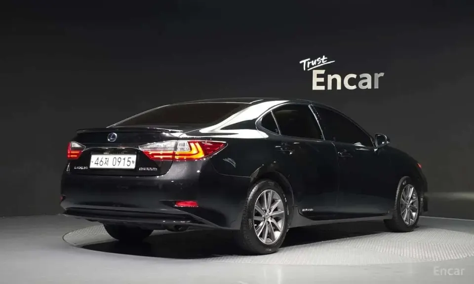Lexus ES Supreme 2016