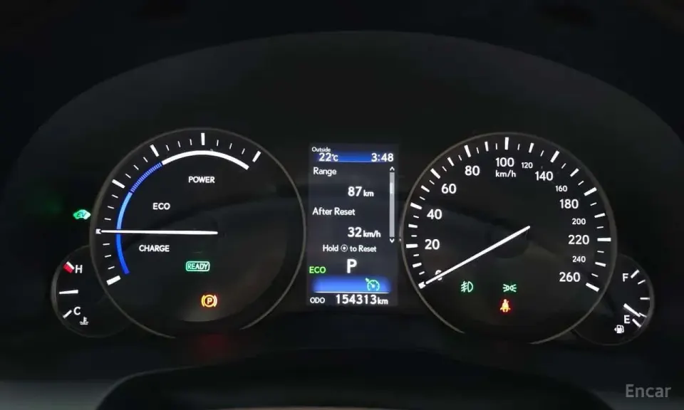 Lexus ES Supreme 2016