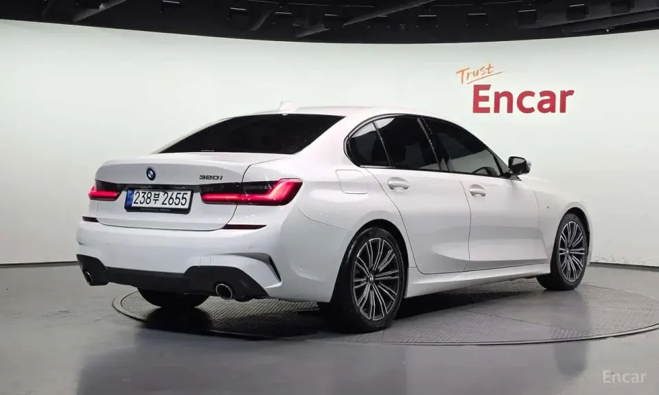 BMW 320i M Sport 2021