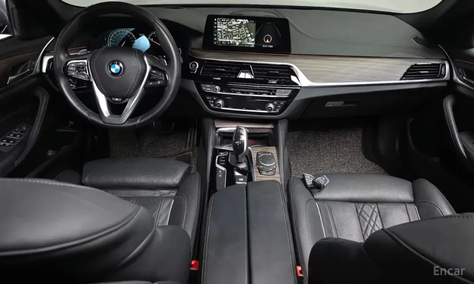 BMW 530i xDrive M Sport Package Plus 2017