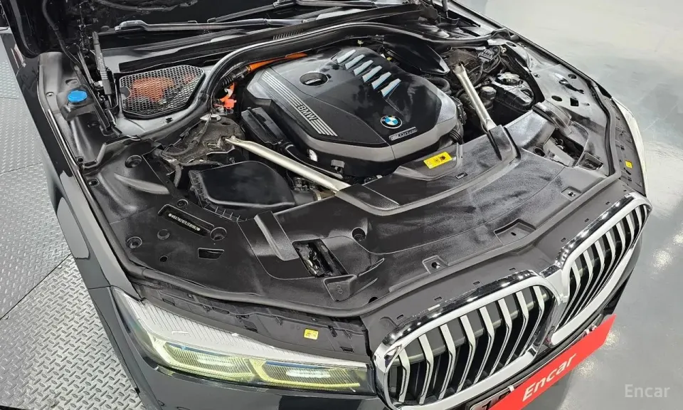 BMW 745Le iPerformance M Sport 2020