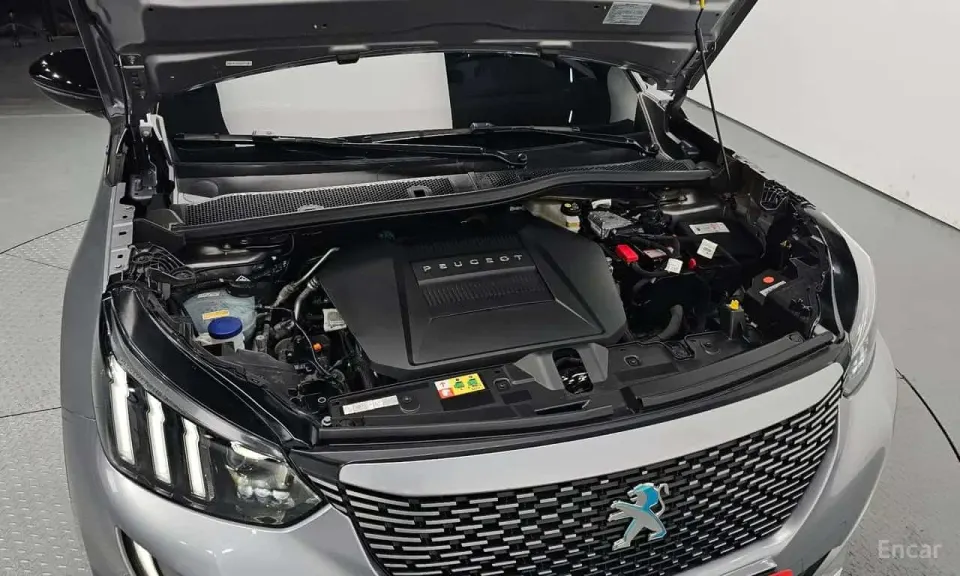 Peugeot 2008 EV GT 2022