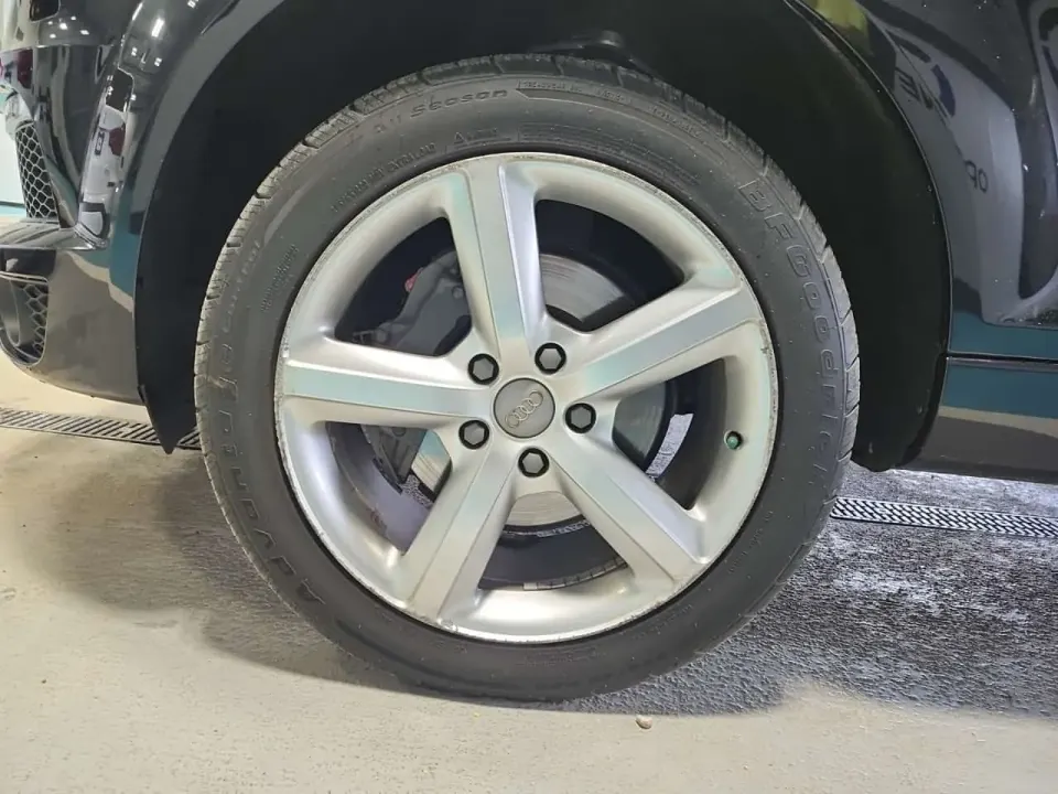 Audi Q7 Quattro 4dr 3.0l Premium 2013