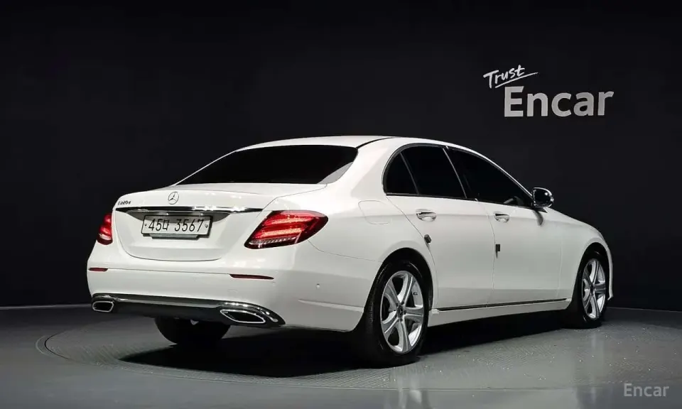 Mercedes-Benz E 220 E220d Avantgarde 2018